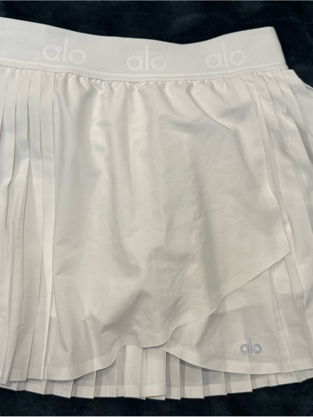 ALO Yoga White Pleated Mini Skirt with Logo Waistband